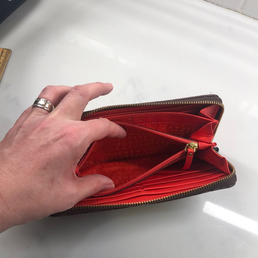 Kate Spade Wallet - Picture 5 of 5